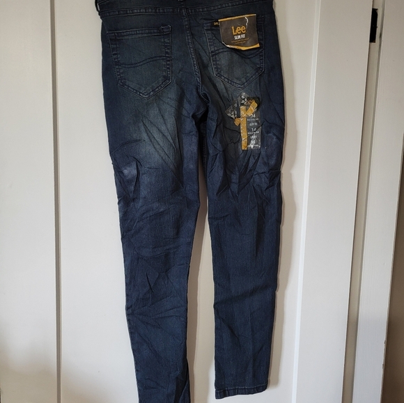 NEW Lee Women Jean's Slim Fit size 14 (28x28) - Picture 3 of 7
